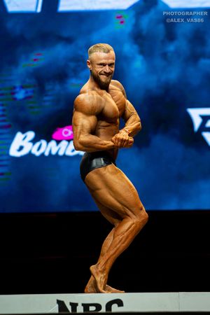СLASSIC PHYSIQUE НОВИЧКИ